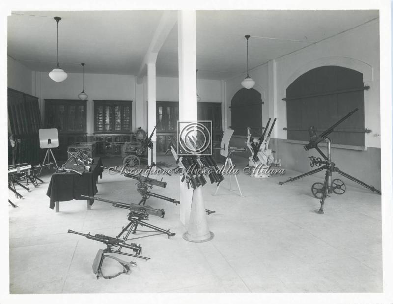 Interno dello stabilimento. Sala espositiva