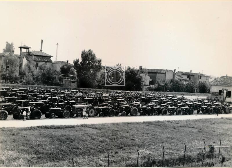 Trattori O.T.O. in esposizione