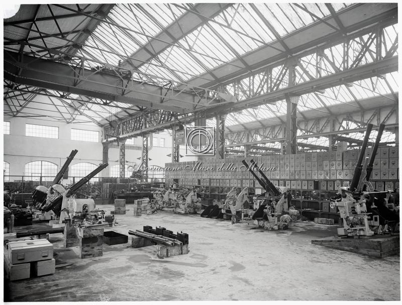 Interno del magazzino (2)