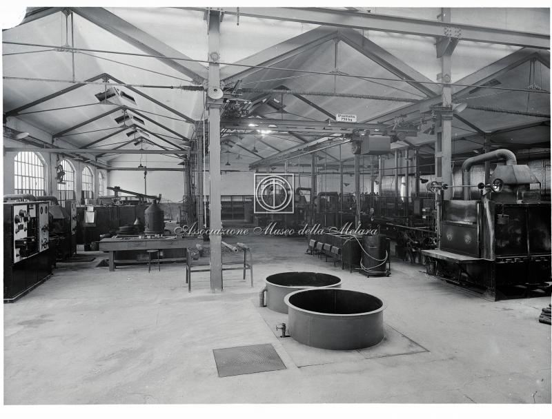 Forni nel reparto trattamenti termici