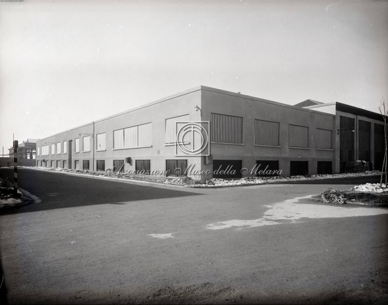 Palazzina di stabilimento all'esterno