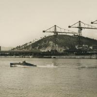 Vista lato ovest cantieri con capannoni per alaggio avanscali